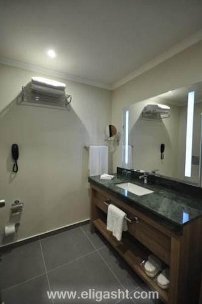 لا بلانچ ایسلاند بدروم