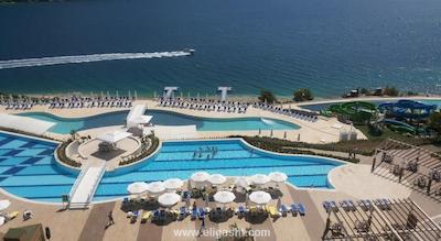 لا بلانچ ایسلاند بدروم