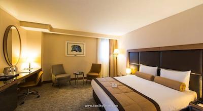 اینساید هتل شیشلی