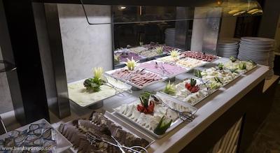 اینساید هتل شیشلی