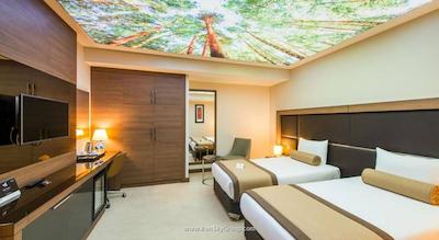 اینساید هتل شیشلی