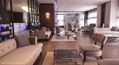 اینساید هتل شیشلی