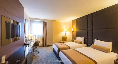 اینساید هتل شیشلی