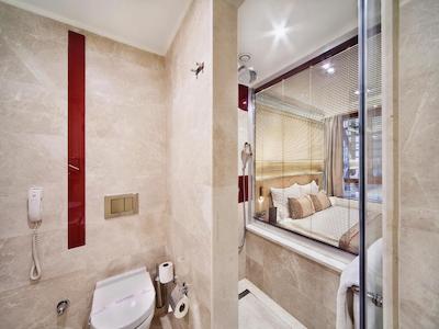 گرند هتل د پرا