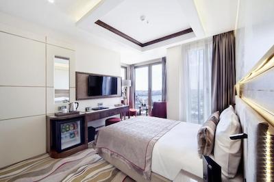 گرند هتل د پرا