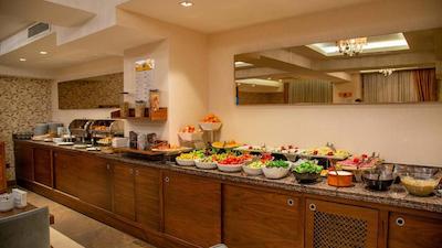 هتل له میراژ