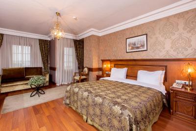 فرمان هتل-اسپشیال کتگوری