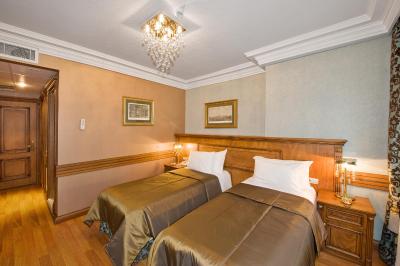 فرمان هتل-اسپشیال کتگوری