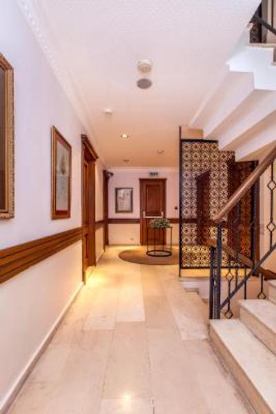 فرمان هتل-اسپشیال کتگوری