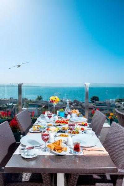 فرمان هتل-اسپشیال کتگوری