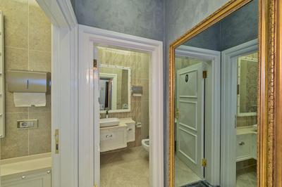 میلیون استون هتل-اسپشیال کتگوری