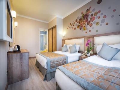 فاتیح هتل کرنر