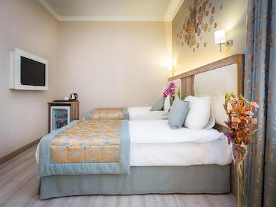 فاتیح هتل کرنر