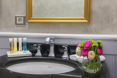 نار باگداتلیان هتل