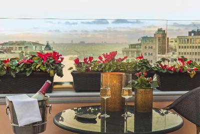 نار باگداتلیان هتل