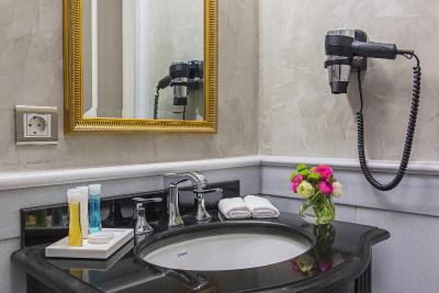 نار باگداتلیان هتل