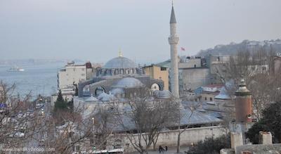 واو هتل گالاتاپورت