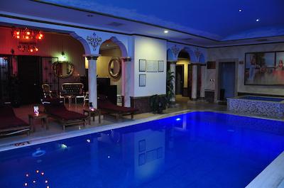 نوا پلازا کریستال