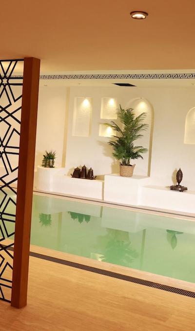 نوا پلازا کریستال