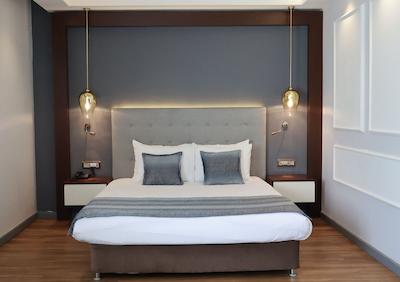 نوا پلازا کریستال