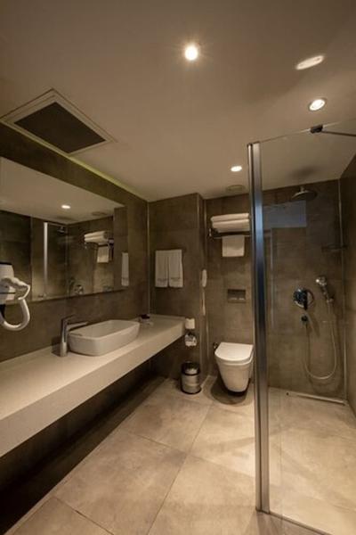 نوا پلازا کریستال