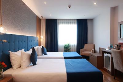 نوا پلازا کریستال