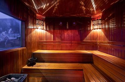 نوا پلازا کریستال