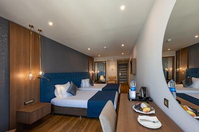 نوا پلازا کریستال