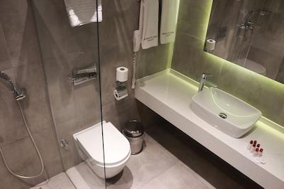 نوا پلازا کریستال