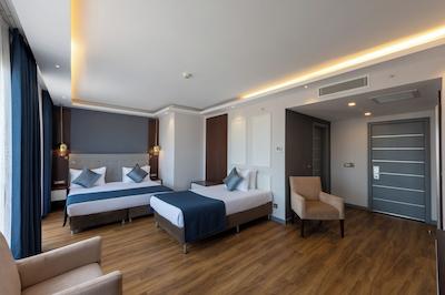 نوا پلازا کریستال