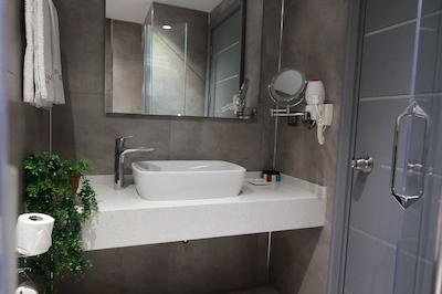 نوا پلازا کریستال