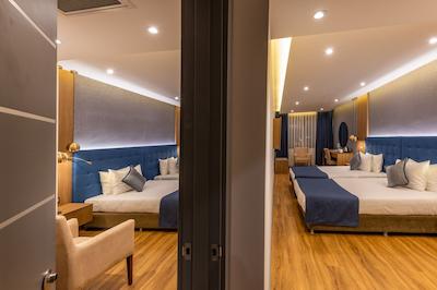 نوا پلازا کریستال