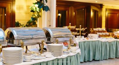 گرند هتل امرالد