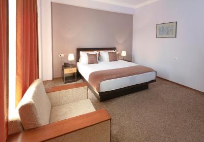 آنی سنترال این