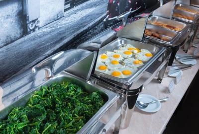 آنی سنترال این