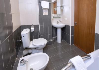 آنی سنترال این