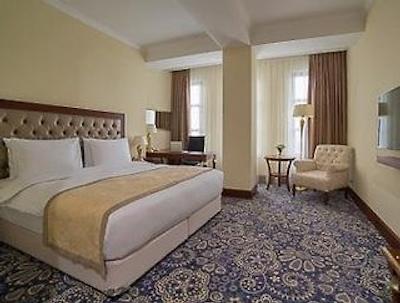 رمدا آلماتی