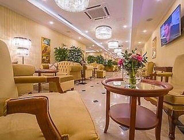 رمدا آلماتی