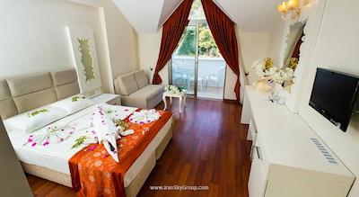 گرند میرامور هتل