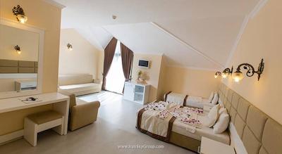 گرند میرامور هتل