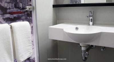 رد پلنت سوراونگ بانکوک