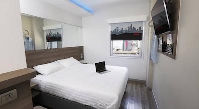 رد پلنت سوراونگ بانکوک