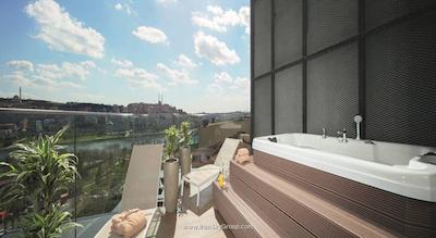 مونپیک استانبول هتل گلدن هورن