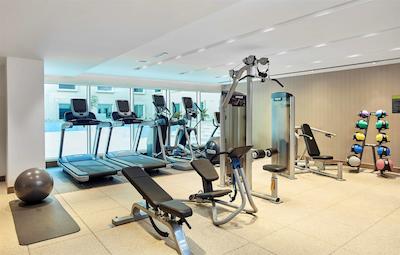 هیلتون گاردن این دبی مال اونیو