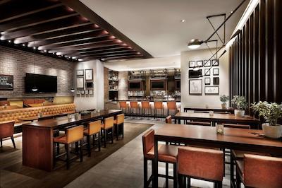 هیلتون گاردن این دبی مال اونیو