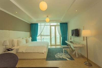 جانا مارینا بی سوئیت