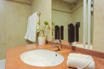 جانا مارینا بی سوئیت