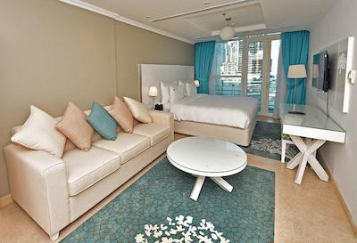 جانا مارینا بی سوئیت