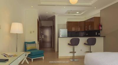 جانا مارینا بی سوئیت