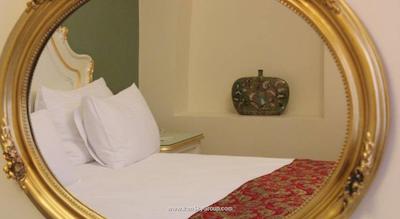 بای مورات کراون هتل تکسیم